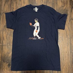 Breaking T Kyle Tucker Superstar Pose Tshirt  Blue Men’s Medium Houston Astros